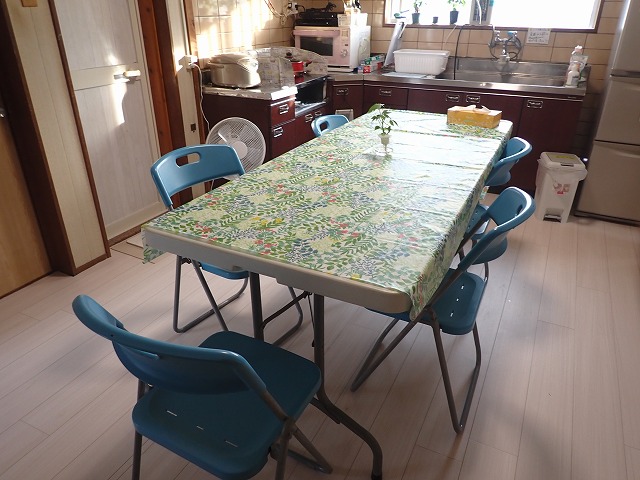 寮の写真-テーブル