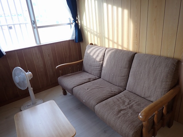 寮の写真-ソファー